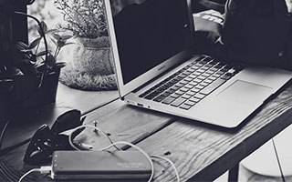 Summit加入Team Liquid引热议，sustain team